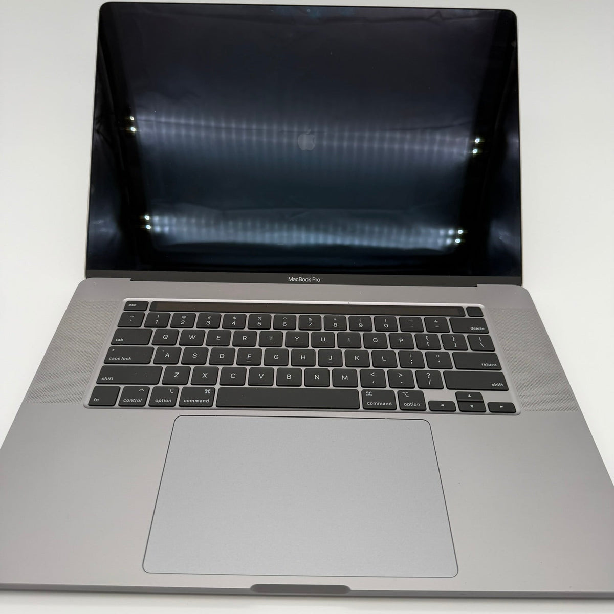 Apple MacBook Pro 16 2019 i9-9980HK 16GB 500GB SSD Radeon Pro 5300M QWERTY