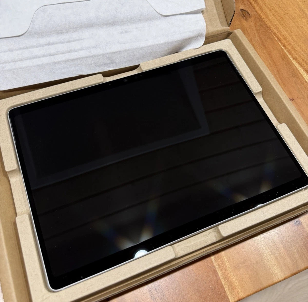 Microsoft Surface Pro 10 5G Ultra 7 165U 16 GB RAM 256 GB SSD – OVP