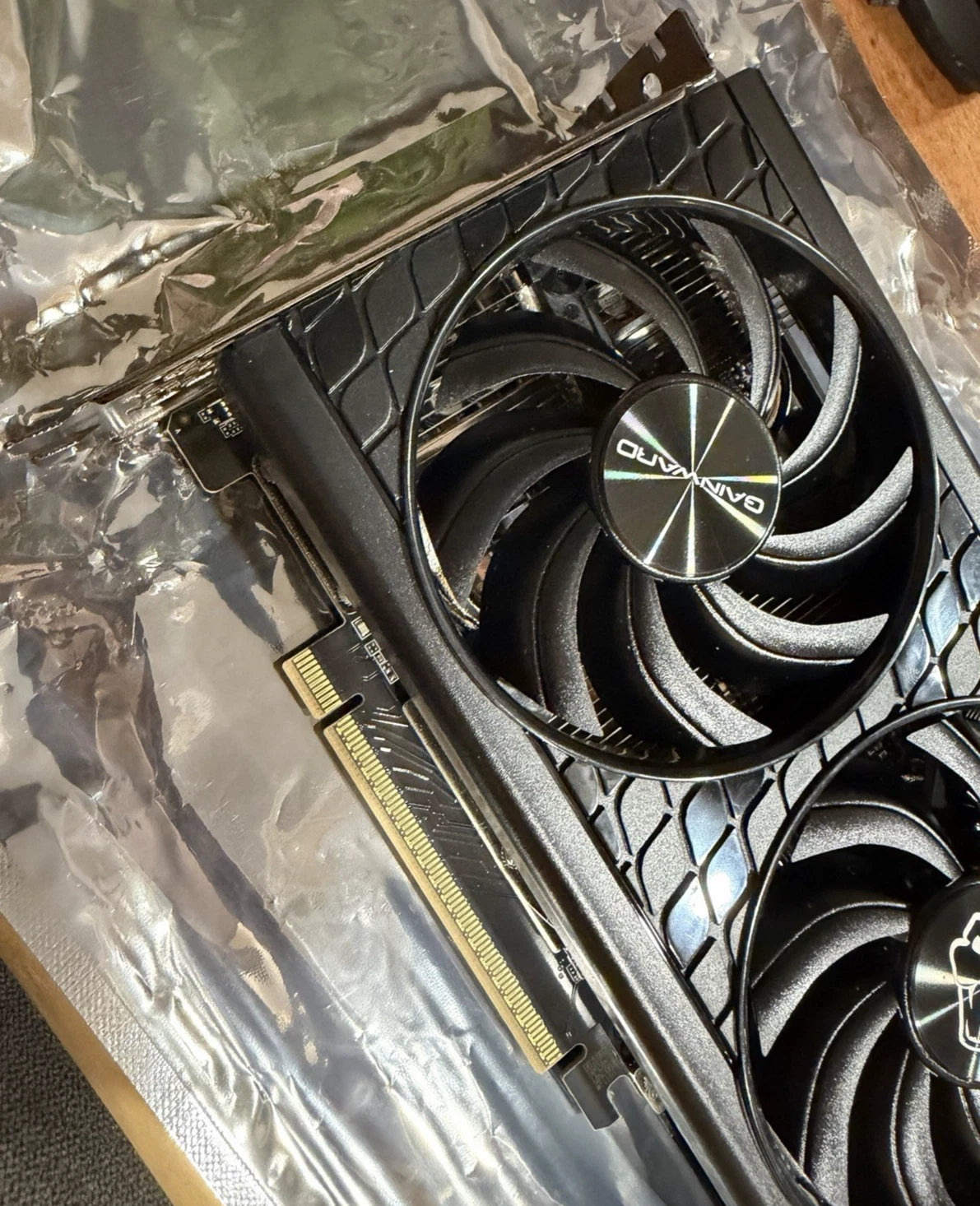 Gainward GeForce RTX 5060 Ti Python III 16 GB GDDR7 – ohne OVP