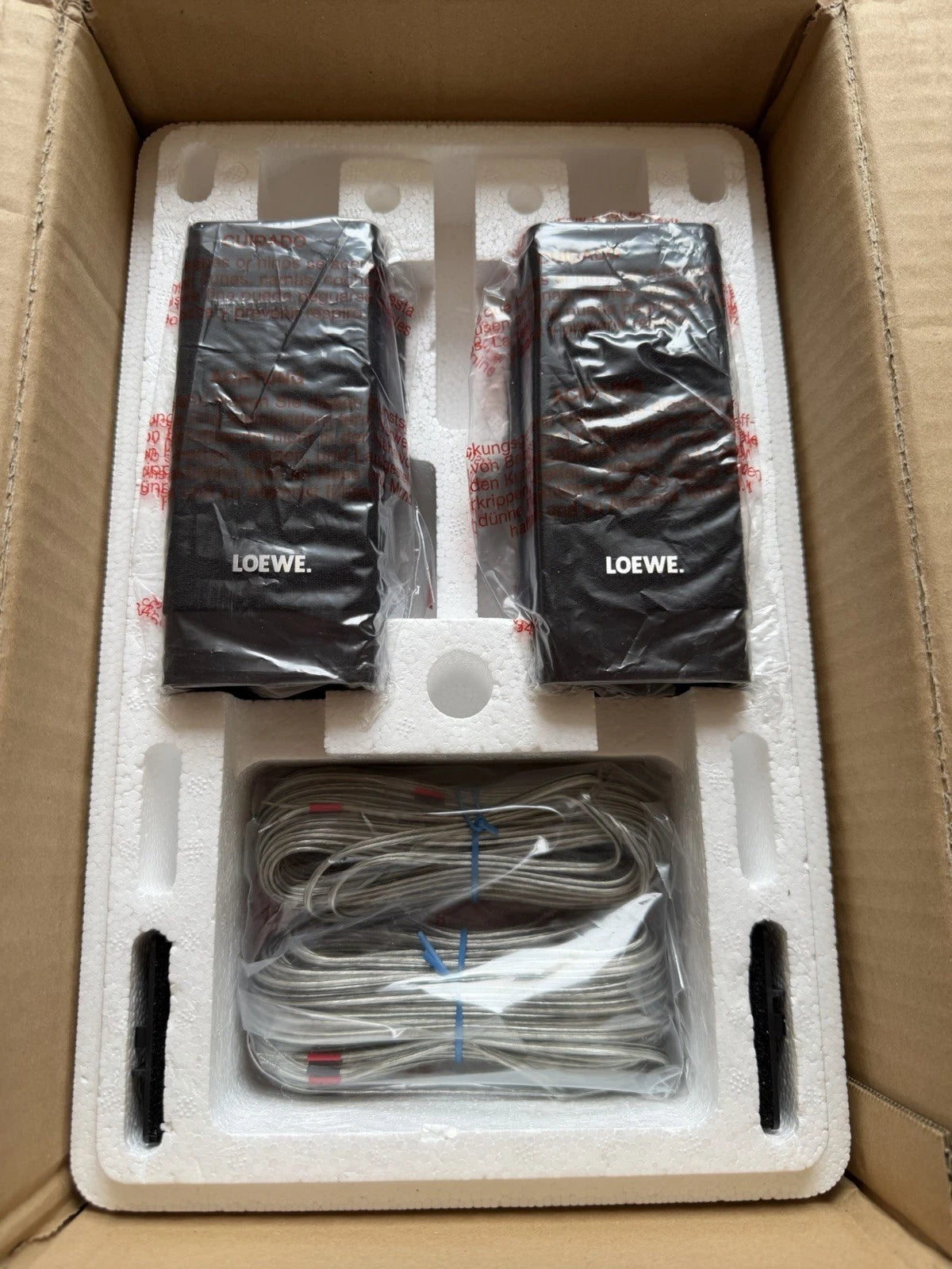 Loewe Satellite Speaker Lautsprecher-Paar Alu-Schwarz 66201L00 – Neu, umverpackt